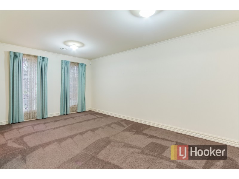 9 Willowbank Pocket, Pakenham VIC 3810