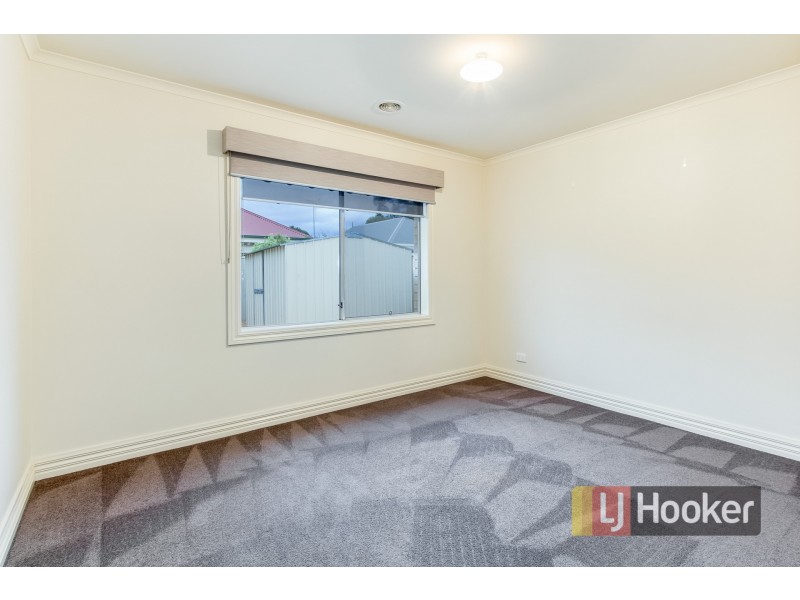 9 Willowbank Pocket, Pakenham VIC 3810