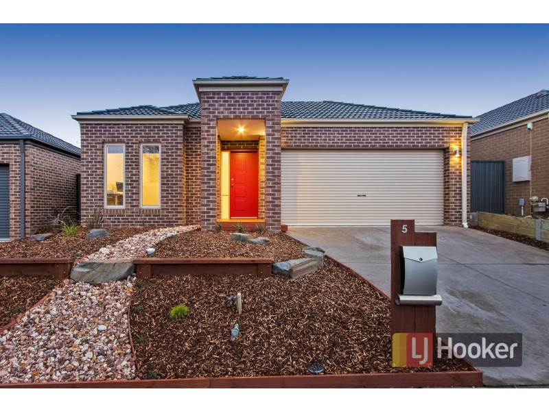 5 Perry Court, Pakenham VIC 3810