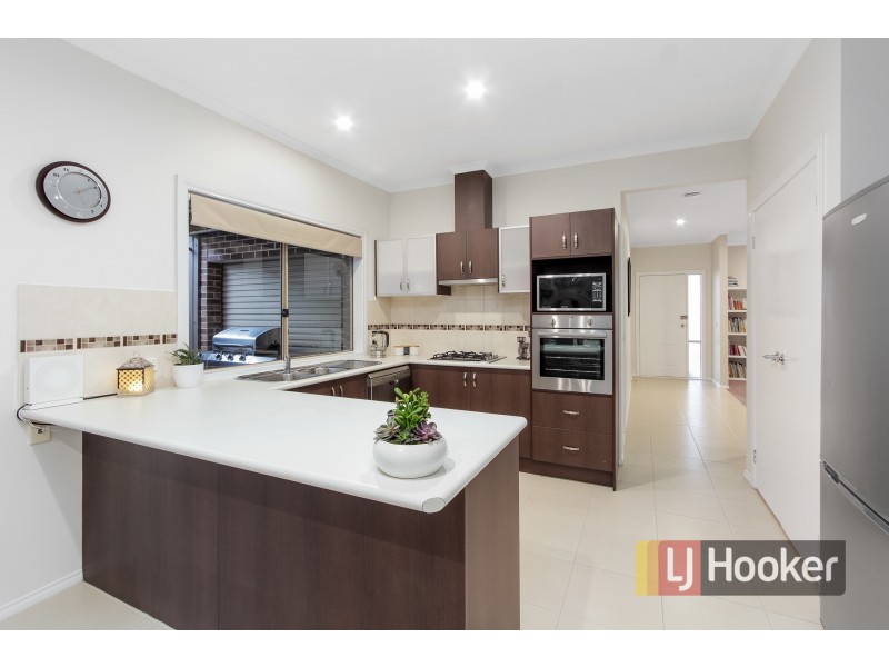 5 Perry Court, Pakenham VIC 3810