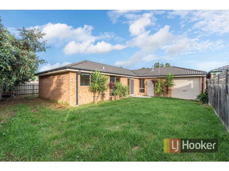 7 Capri Court, Pakenham VIC 3810