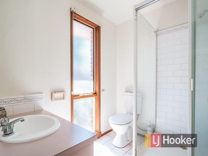 1 Parman Avenue, Pakenham VIC 3810