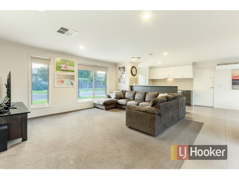 1 Verdant Avenue, Officer VIC 3809