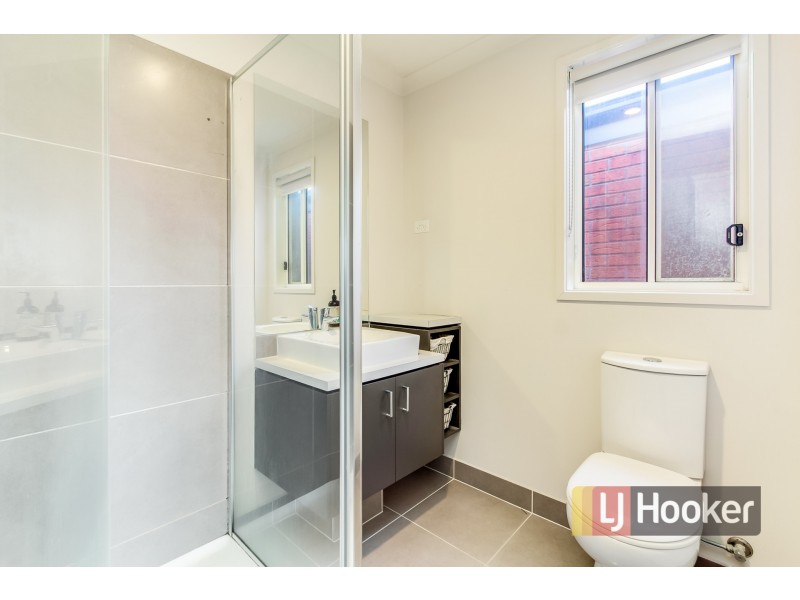 1 Verdant Avenue, Officer VIC 3809