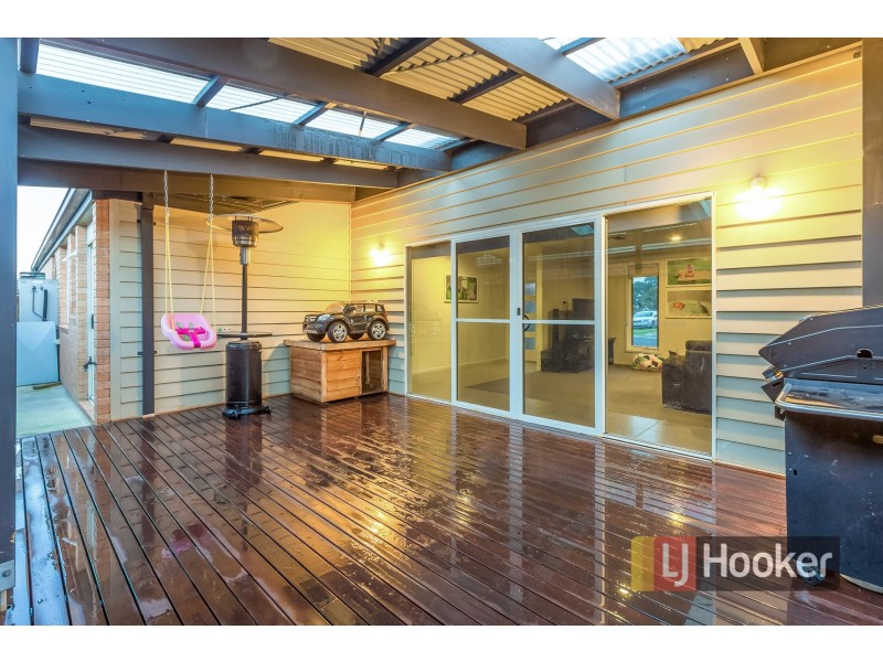 1 Verdant Avenue, Officer VIC 3809