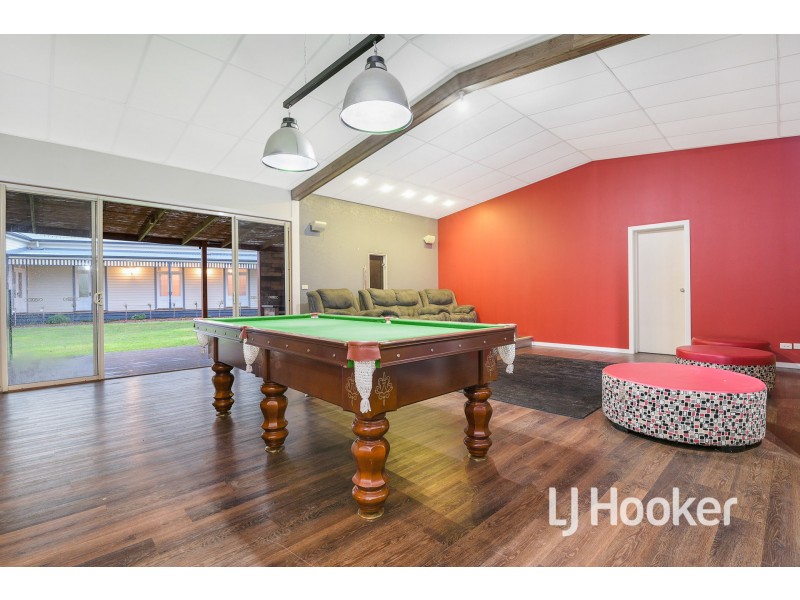 75 Hall Road, Pakenham South VIC 3810