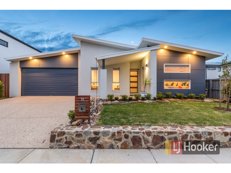 11 Elsham Street, Officer VIC 3809