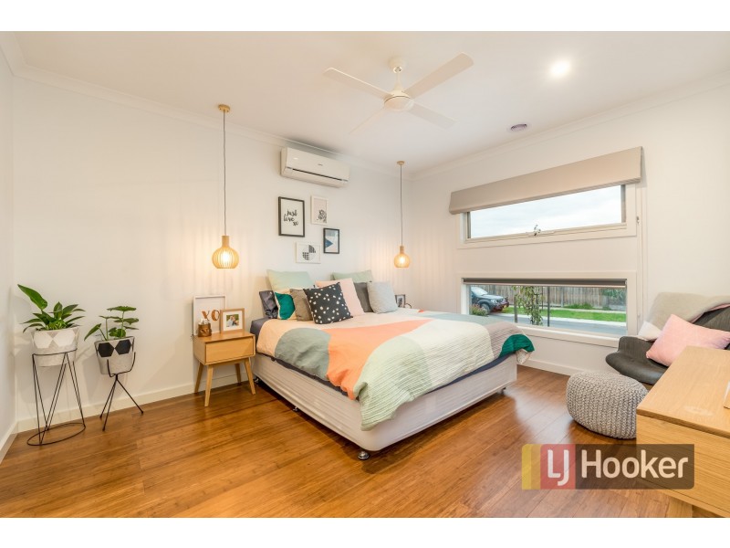 11 Elsham Street, Officer VIC 3809