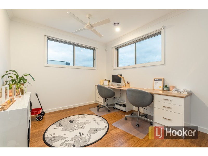 11 Elsham Street, Officer VIC 3809