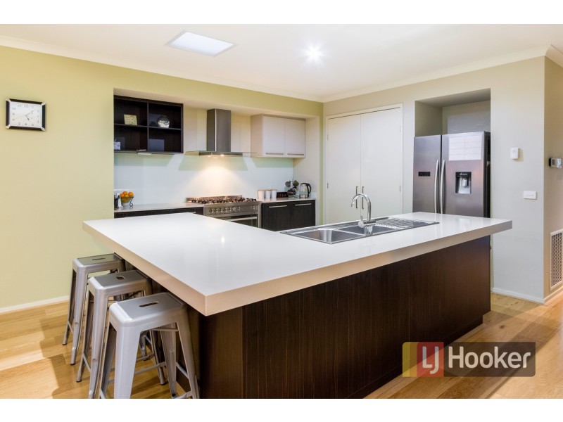 46 Sarton Link, Pakenham VIC 3810