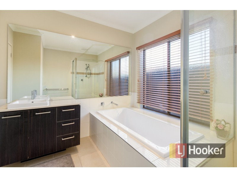 46 Sarton Link, Pakenham VIC 3810