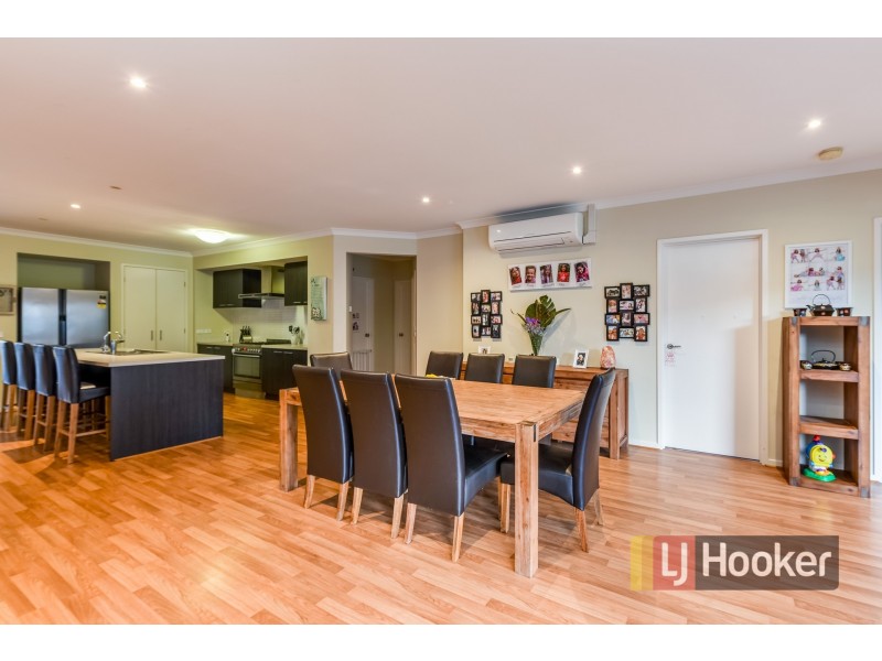 9 Platt Close, Pakenham VIC 3810