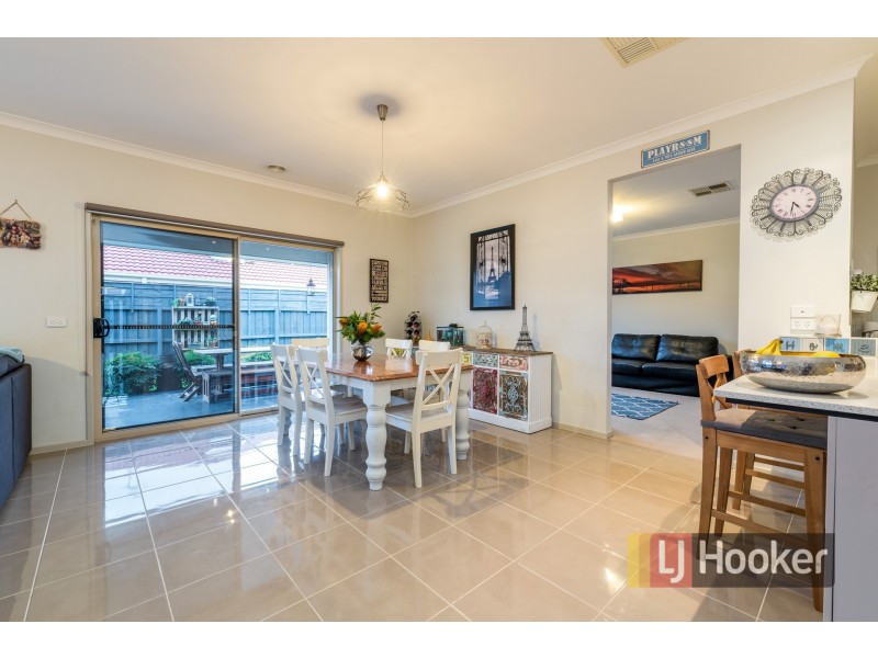 96 Arena Parade, Officer VIC 3809