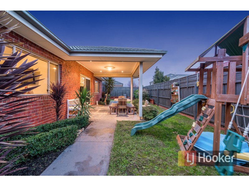 96 Arena Parade, Officer VIC 3809