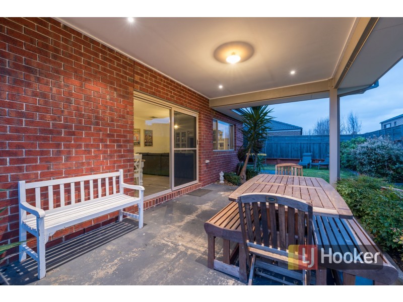 96 Arena Parade, Officer VIC 3809