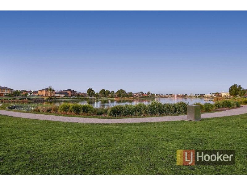 6 Sandpiper Close, Pakenham VIC 3810