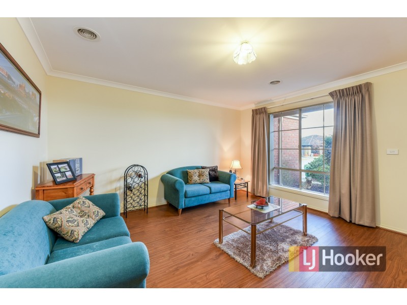 3 Jonathan Place, Pakenham VIC 3810