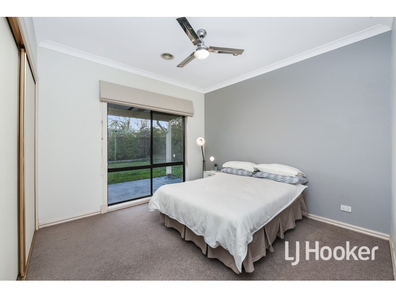11 Settlers Court, Pakenham VIC 3810