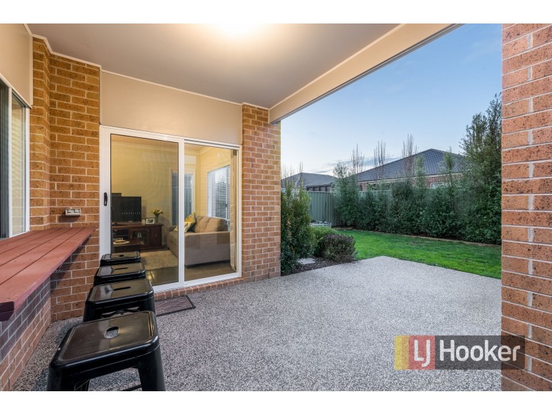 78 Dusseldorp Avenue, Pakenham VIC 3810