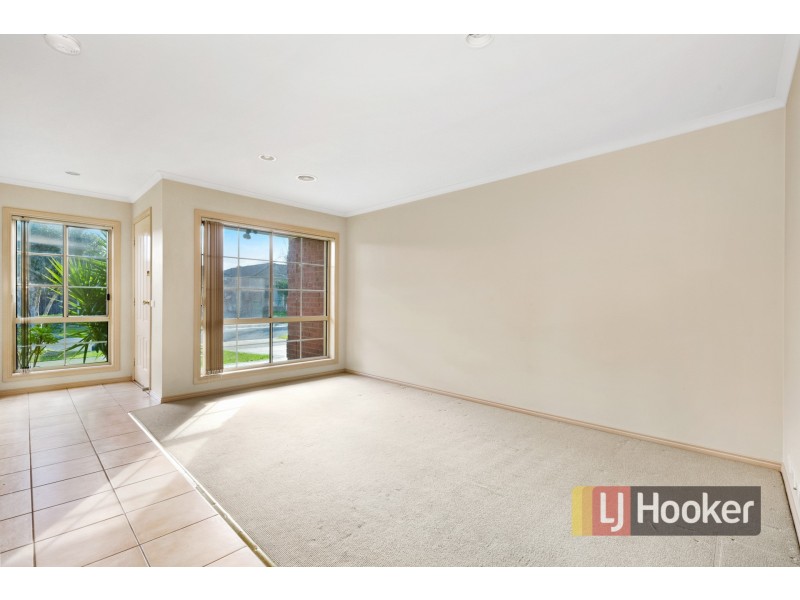 25 Catherine Place, Pakenham VIC 3810