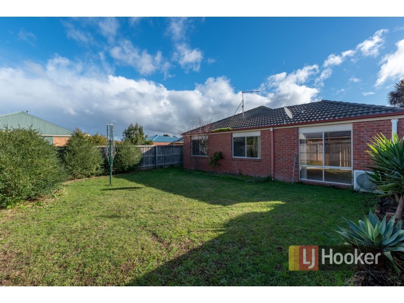 25 Catherine Place, Pakenham VIC 3810