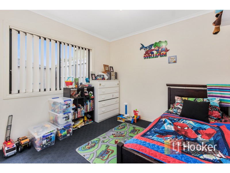 13/103 Army Road, Pakenham VIC 3810