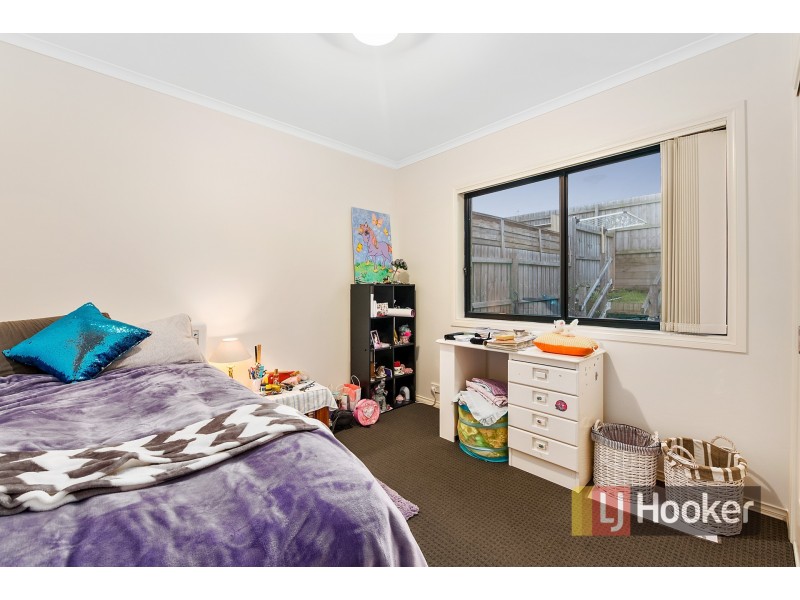 19/103 Army Road, Pakenham VIC 3810
