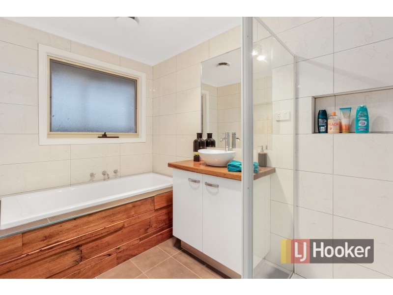 7 Isaac Court, Pakenham VIC 3810