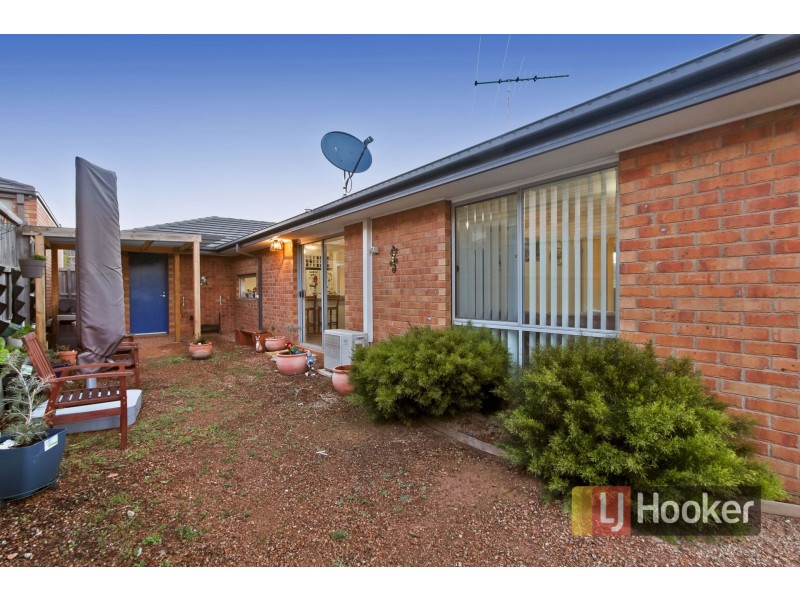 33 Central Avenue, Pakenham VIC 3810