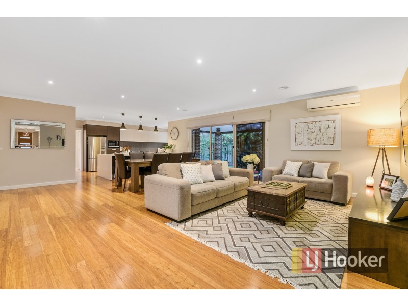 53 Villella Drive, Pakenham VIC 3810