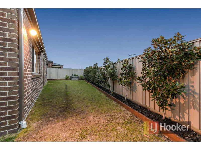 53 Villella Drive, Pakenham VIC 3810
