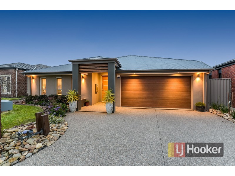 53 Villella Drive, Pakenham VIC 3810