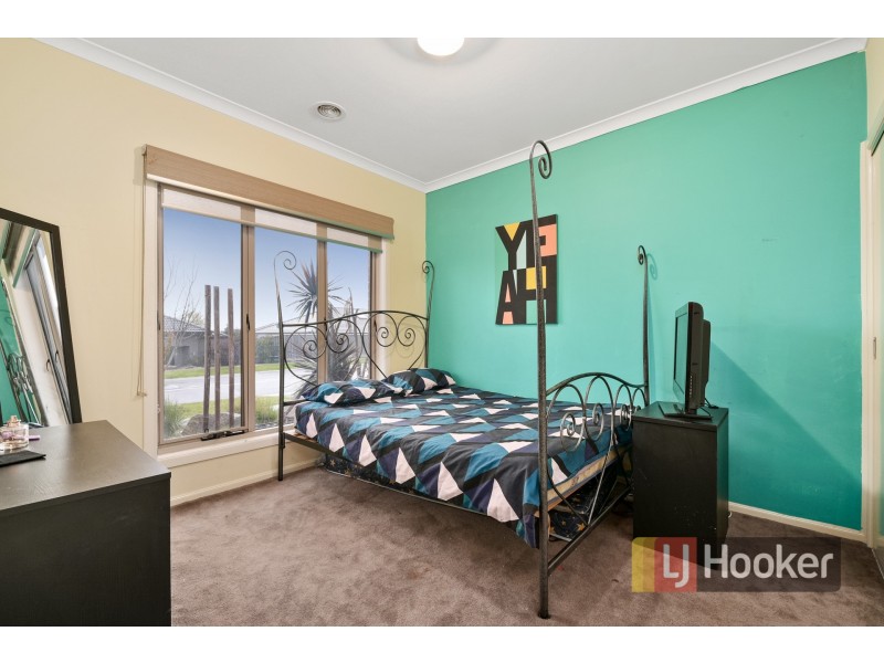 21 Harvest Road, Officer VIC 3809