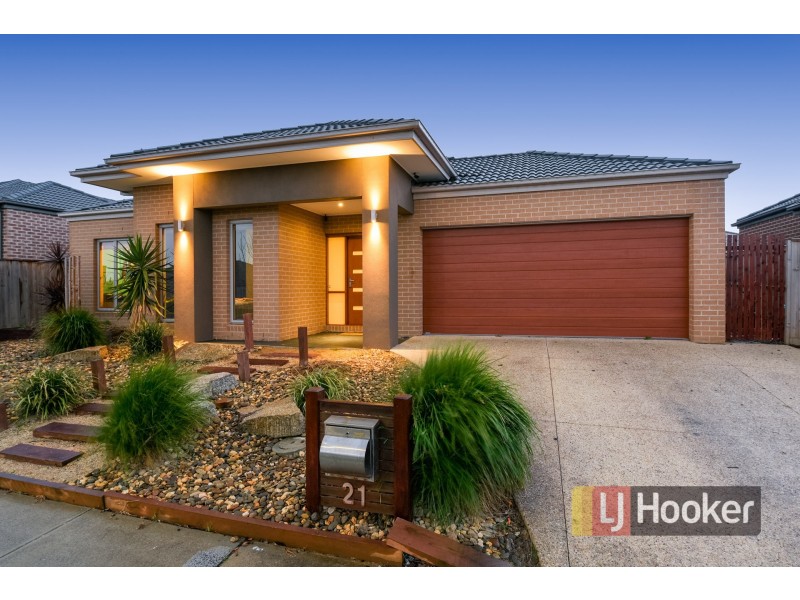 21 Harvest Road, Officer VIC 3809