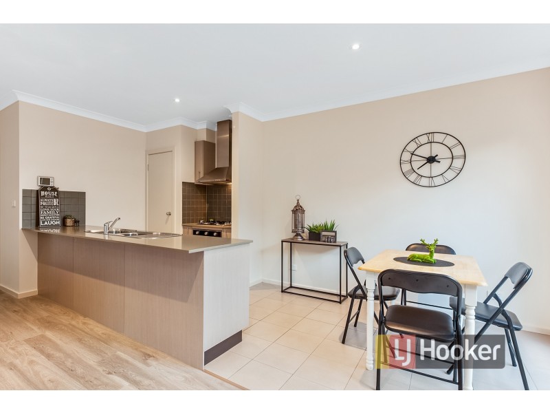 26 Caspian Chase, Pakenham VIC 3810