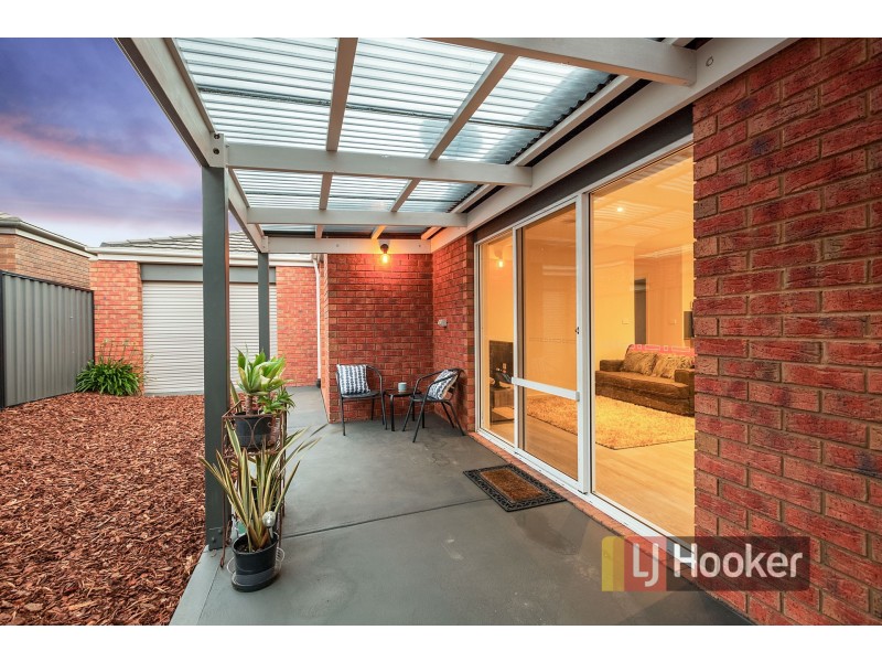 26 Caspian Chase, Pakenham VIC 3810
