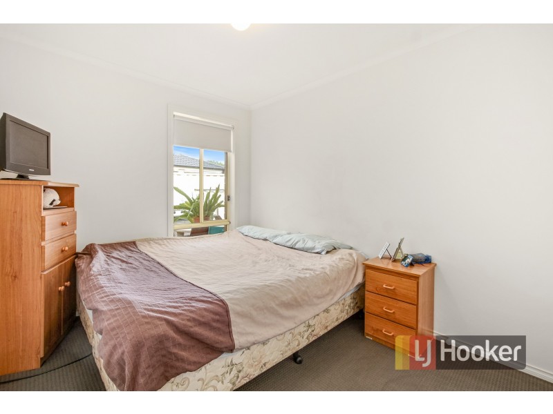 2 Belvedere Drive, Pakenham VIC 3810