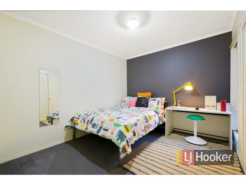 22/103 Army Road, Pakenham VIC 3810