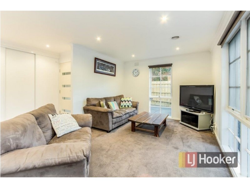 2 Robin Court, Pakenham VIC 3810