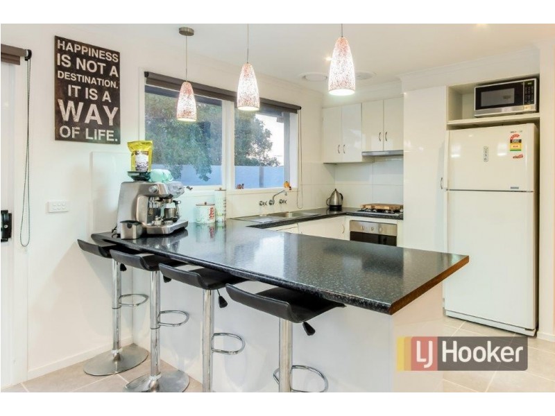 2 Robin Court, Pakenham VIC 3810