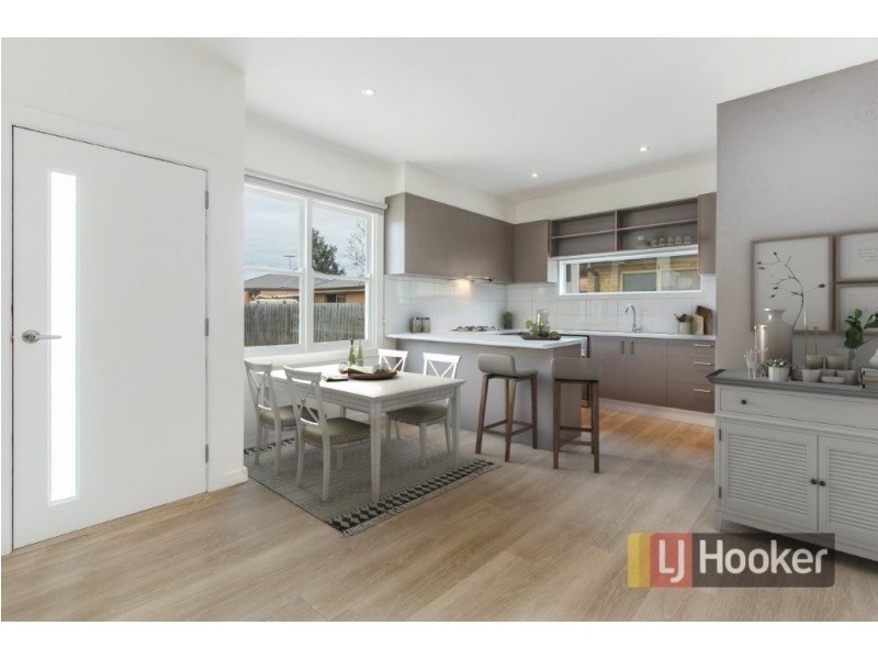 1/27 Henty Street, Pakenham VIC 3810