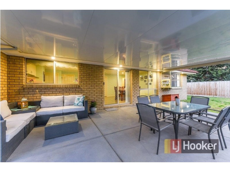 15 Heidi Court, Pakenham VIC 3810