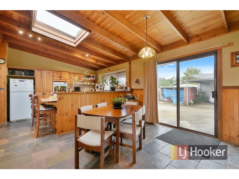 350 Mont Albert Road, Tynong VIC 3813