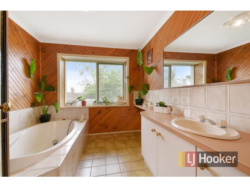 350 Mont Albert Road, Tynong VIC 3813