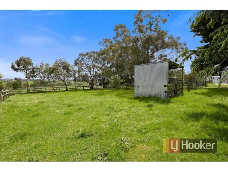 350 Mont Albert Road, Tynong VIC 3813
