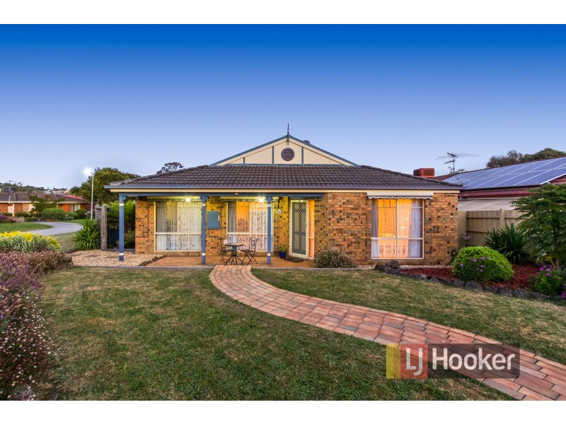 12 Kate Court, Pakenham VIC 3810