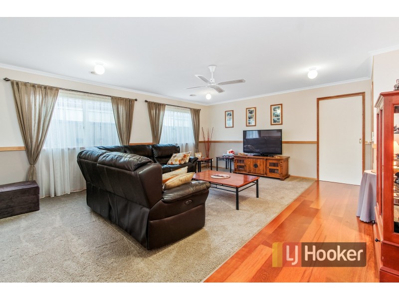 12 Kate Court, Pakenham VIC 3810