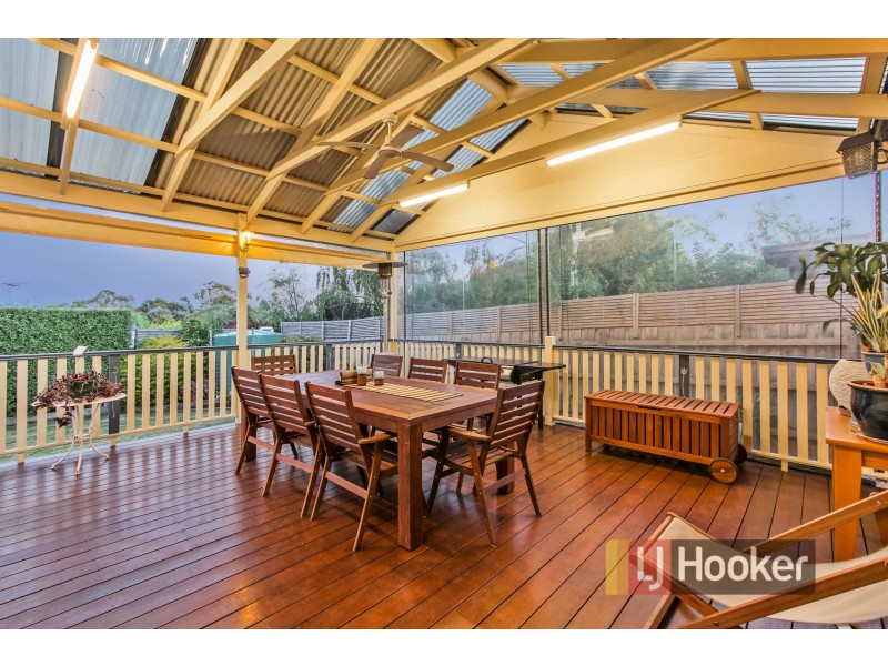 12 Kate Court, Pakenham VIC 3810