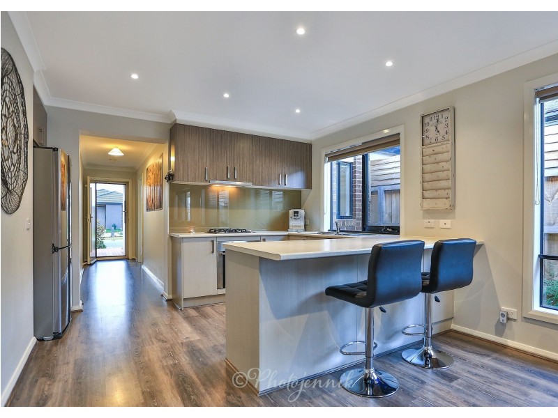 14 Longmeadow Road, Officer VIC 3809