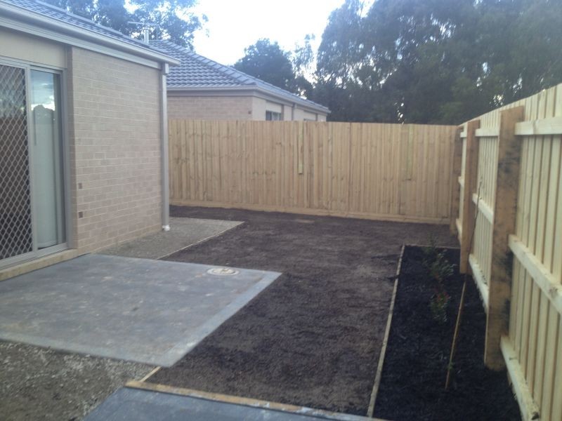 6/34 Sir Thomas Drive, Pakenham VIC 3810